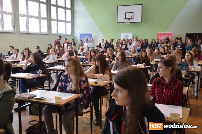 Zdjęcie w galerii na portalu naszwodzislaw.com: W Plastyku odbyli spacer po wyobraźni  wiadomości z regionu