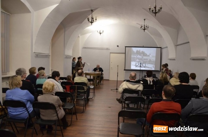 Zdjęcie w galerii na portalu naszwodzislaw.com: Po śląsku, po mistrzowsku, czyli Ślonsko godka na wesoło w Muzeum wiadomości z regionu