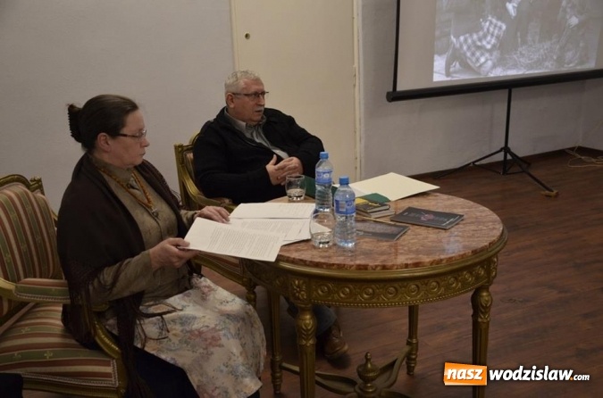 Zdjęcie w galerii na portalu naszwodzislaw.com: Po śląsku, po mistrzowsku, czyli Ślonsko godka na wesoło w Muzeum wiadomości z regionu