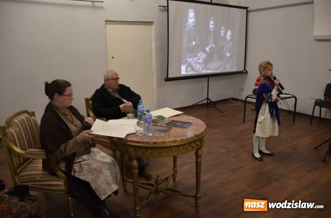 Zdjęcie w galerii na portalu naszwodzislaw.com: Po śląsku, po mistrzowsku, czyli Ślonsko godka na wesoło w Muzeum wiadomości z regionu