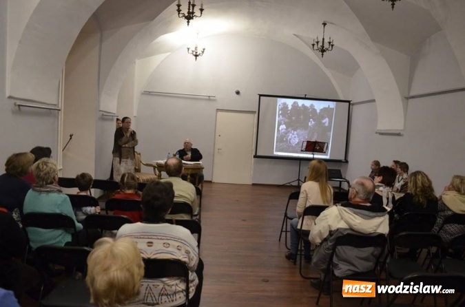 Zdjęcie w galerii na portalu naszwodzislaw.com: Po śląsku, po mistrzowsku, czyli Ślonsko godka na wesoło w Muzeum wiadomości z regionu