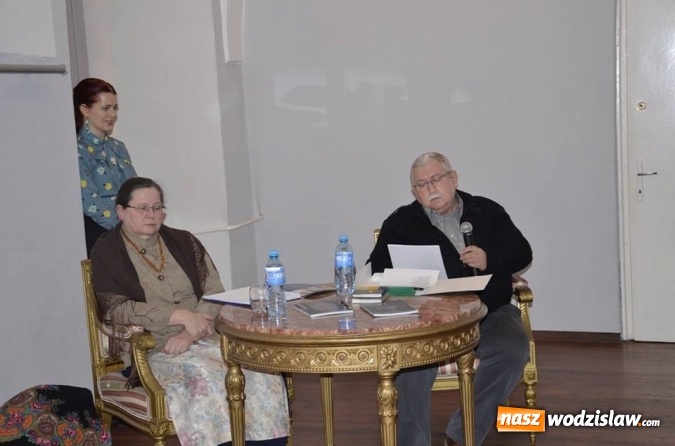 Zdjęcie w galerii na portalu naszwodzislaw.com: Po śląsku, po mistrzowsku, czyli Ślonsko godka na wesoło w Muzeum wiadomości z regionu