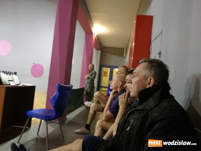 Zdjęcie w galerii na portalu naszwodzislaw.com: Druga seria spotkań o awans do III ligi tenisa stołowego rozpoczęta remisem  wiadomości z regionu