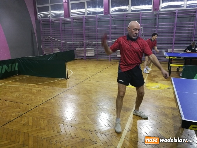 Zdjęcie w galerii na portalu naszwodzislaw.com: Druga seria spotkań o awans do III ligi tenisa stołowego rozpoczęta remisem  wiadomości z regionu