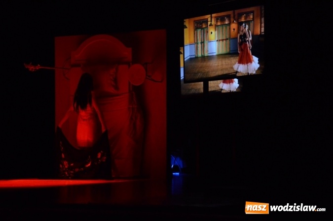 Zdjęcie w galerii na portalu naszwodzislaw.com: Historia Fridy Kahlo przeniesiona na deski rydułtowskiego teatru wiadomości z regionu