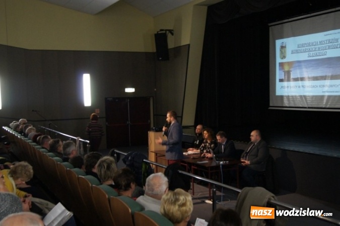 Zdjęcie w galerii na portalu naszwodzislaw.com: Rydułtowy: Podłączenie do sieci ciepłowniczej, zapalenia sadzy w kominach - odbyło się kolejne spotkanie z mieszkańcami wiadomości z regionu