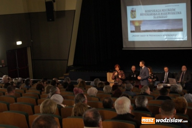 Zdjęcie w galerii na portalu naszwodzislaw.com: Rydułtowy: Podłączenie do sieci ciepłowniczej, zapalenia sadzy w kominach - odbyło się kolejne spotkanie z mieszkańcami wiadomości z regionu