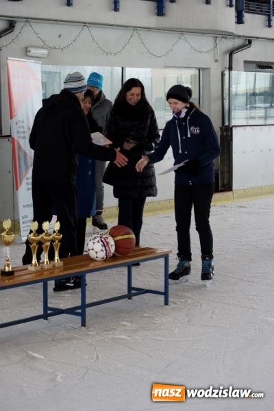 Zdjęcie w galerii na portalu naszwodzislaw.com: Poznaliśmy mistrzów łyżwiarstwa wiadomości z regionu