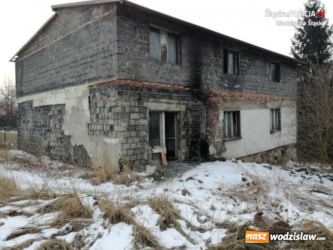 Zdjęcie w galerii na portalu naszwodzislaw.com: Prawie zamarzł na śmierć! Policjanci uratowali bezdomnego  wiadomości z regionu