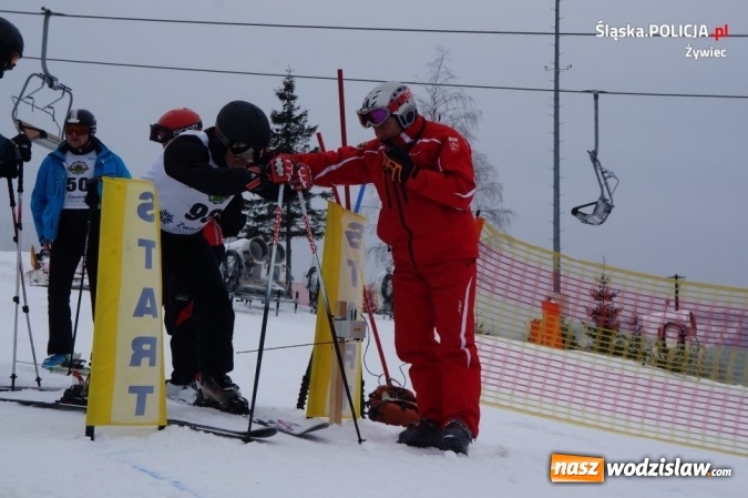 Zdjęcie w galerii na portalu naszwodzislaw.com: Szef wodzisławskich policjantów z drugim miejscem na mistrzostwach w narciarstwie alpejskim  wiadomości z regionu