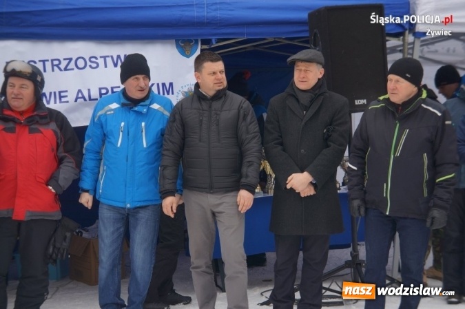 Zdjęcie w galerii na portalu naszwodzislaw.com: Szef wodzisławskich policjantów z drugim miejscem na mistrzostwach w narciarstwie alpejskim  wiadomości z regionu