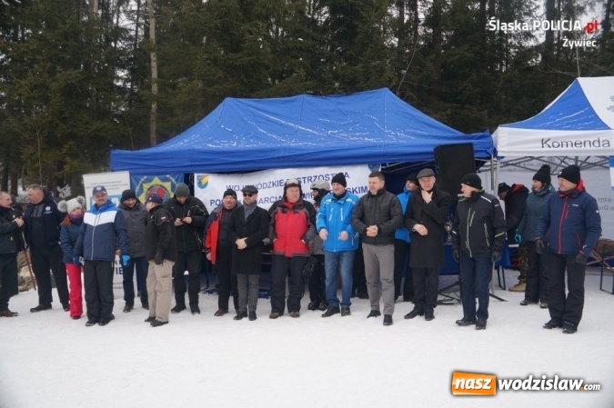 Zdjęcie w galerii na portalu naszwodzislaw.com: Szef wodzisławskich policjantów z drugim miejscem na mistrzostwach w narciarstwie alpejskim  wiadomości z regionu