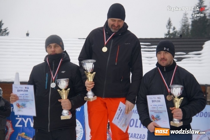 Zdjęcie w galerii na portalu naszwodzislaw.com: Szef wodzisławskich policjantów z drugim miejscem na mistrzostwach w narciarstwie alpejskim  wiadomości z regionu