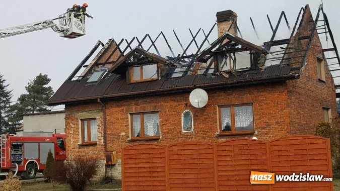 Zdjęcie w galerii na portalu naszwodzislaw.com: Pożar w Lubomi. Słup dymu było widać z odległości kilku kilometrów  wiadomości z regionu