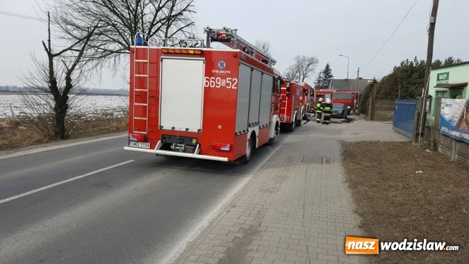 Zdjęcie w galerii na portalu naszwodzislaw.com: Pożar w Lubomi. Słup dymu było widać z odległości kilku kilometrów  wiadomości z regionu