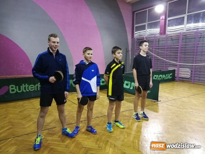 Zdjęcie w galerii na portalu naszwodzislaw.com: Wygrana Relaksu w drodze do III ligi tenisa stołowego  wiadomości z regionu