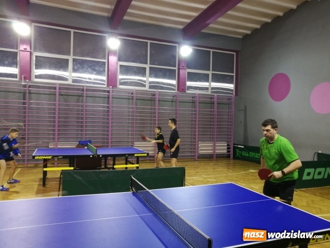 Zdjęcie w galerii na portalu naszwodzislaw.com: Wygrana Relaksu w drodze do III ligi tenisa stołowego  wiadomości z regionu