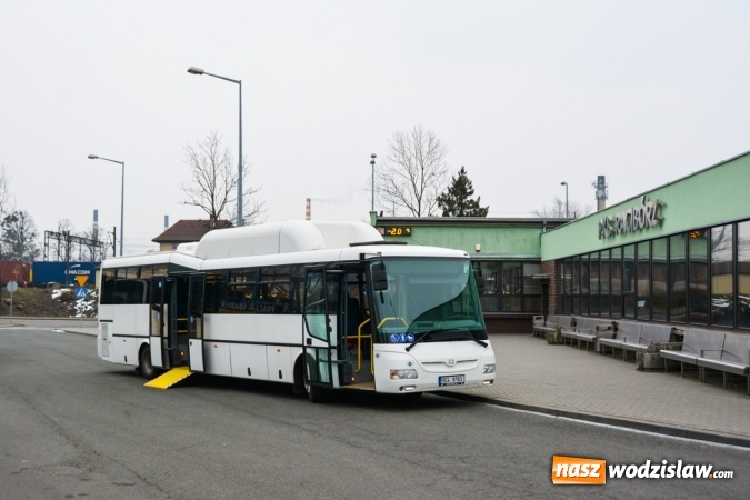Zdjęcie w galerii na portalu naszwodzislaw.com: Raciborski PKS testuje autobusy zasilane gazem wiadomości z regionu
