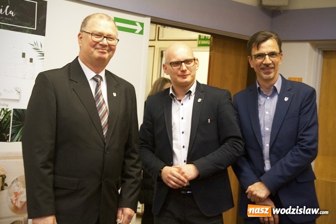 Zdjęcie w galerii na portalu naszwodzislaw.com: Mechan Art po raz trzeci. Uczniowie zaprezentowali swoją twórczość wiadomości z regionu