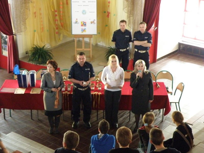 Zdjęcie w galerii na portalu naszwodzislaw.com: O bezpieczeństwie ruchu drogowego wiadomości z regionu