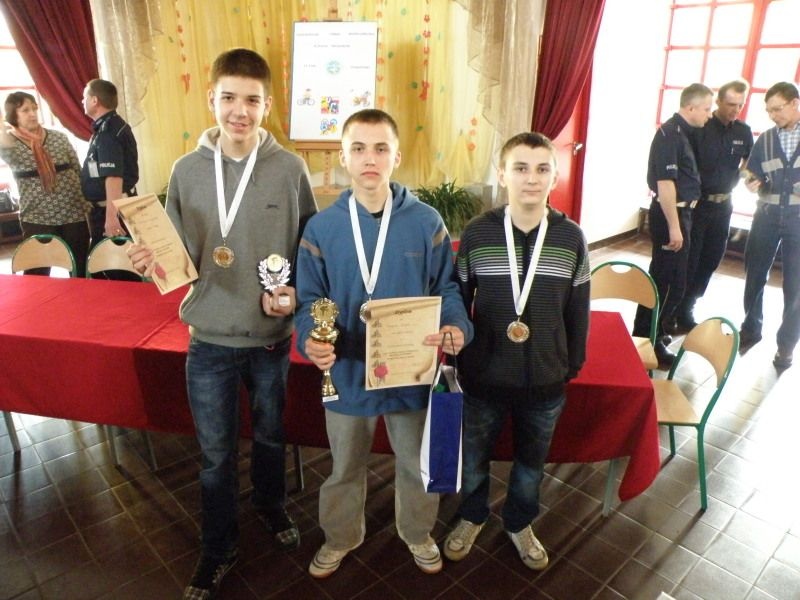 Zdjęcie w galerii na portalu naszwodzislaw.com: O bezpieczeństwie ruchu drogowego wiadomości z regionu