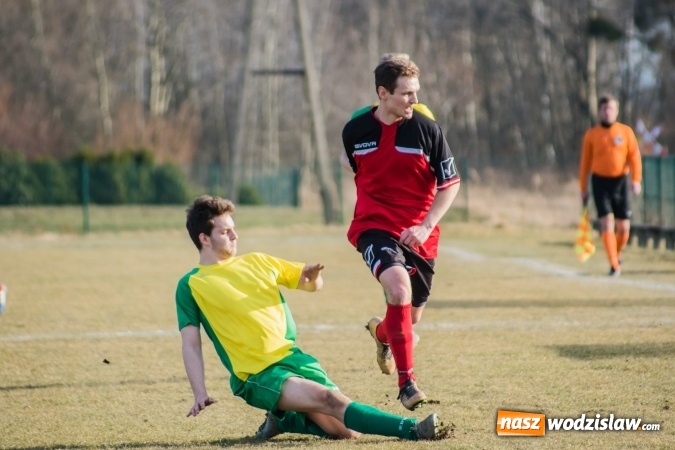 Zdjęcie w galerii na portalu naszwodzislaw.com: A klasa: Buków bez punktów w starciu z Brzeziem wiadomości z regionu
