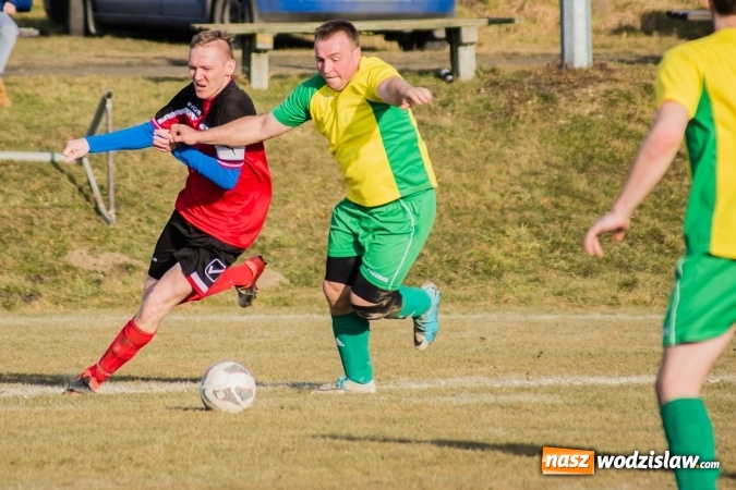 Zdjęcie w galerii na portalu naszwodzislaw.com: A klasa: Buków bez punktów w starciu z Brzeziem wiadomości z regionu