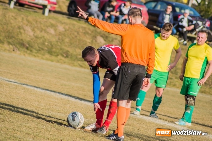 Zdjęcie w galerii na portalu naszwodzislaw.com: A klasa: Buków bez punktów w starciu z Brzeziem wiadomości z regionu