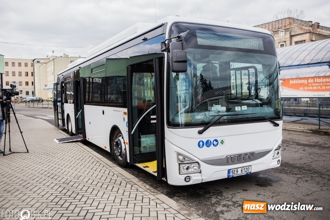 Zdjęcie w galerii na portalu naszwodzislaw.com: Raciborski PKS zaprezentował kolejny autobus zasilany gazem wiadomości z regionu