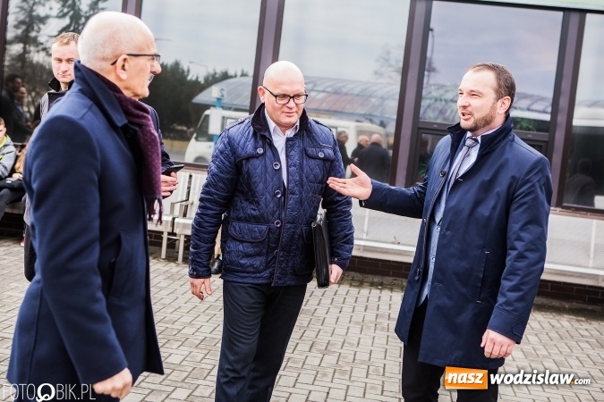 Zdjęcie w galerii na portalu naszwodzislaw.com: Raciborski PKS zaprezentował kolejny autobus zasilany gazem wiadomości z regionu