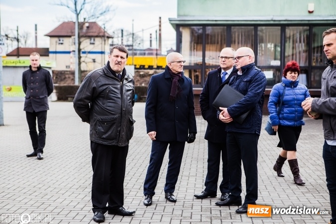 Zdjęcie w galerii na portalu naszwodzislaw.com: Raciborski PKS zaprezentował kolejny autobus zasilany gazem wiadomości z regionu