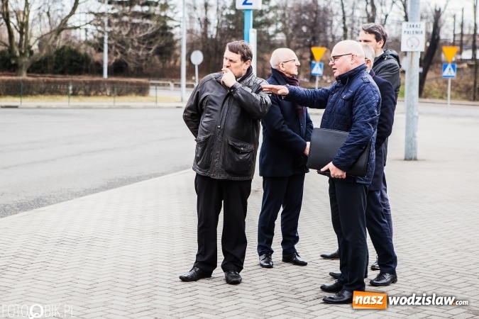 Zdjęcie w galerii na portalu naszwodzislaw.com: Raciborski PKS zaprezentował kolejny autobus zasilany gazem wiadomości z regionu