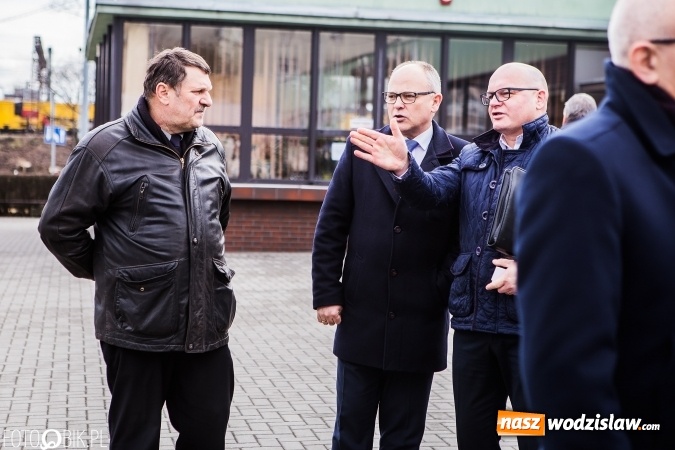 Zdjęcie w galerii na portalu naszwodzislaw.com: Raciborski PKS zaprezentował kolejny autobus zasilany gazem wiadomości z regionu