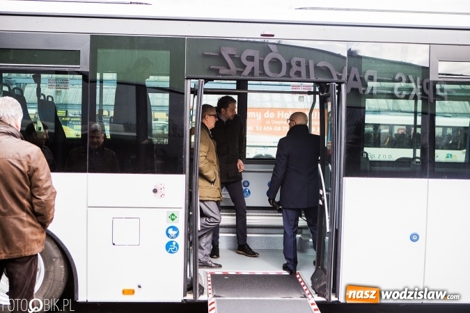Zdjęcie w galerii na portalu naszwodzislaw.com: Raciborski PKS zaprezentował kolejny autobus zasilany gazem wiadomości z regionu