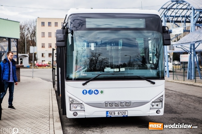 Zdjęcie w galerii na portalu naszwodzislaw.com: Raciborski PKS zaprezentował kolejny autobus zasilany gazem wiadomości z regionu