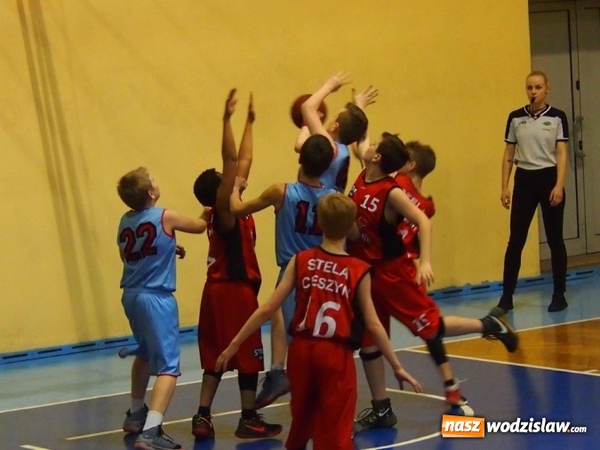 Zdjęcie w galerii na portalu naszwodzislaw.com: Cieszyński horror w wyjazdowym meczu koszykarzy MKS Wodzisław wiadomości z regionu