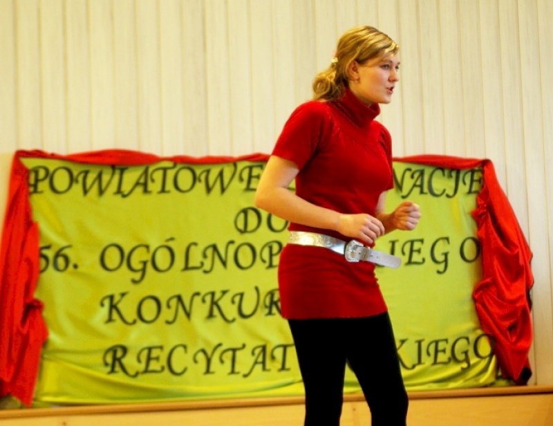 Zdjęcie w galerii na portalu naszwodzislaw.com: Wyniki eliminacji do Ogólnopolskiego Konkursu Recytatorskiego wiadomości z regionu