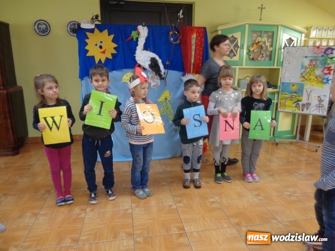 Zdjęcie w galerii na portalu naszwodzislaw.com: Przedszkolaki z osiemnastki uczestniczyły w lekcji regionalizmu  wiadomości z regionu