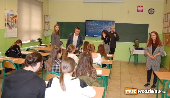 Zdjęcie w galerii na portalu naszwodzislaw.com: Pokazali, że można bawić się grafiką i matematyką wiadomości z regionu