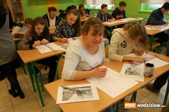 Zdjęcie w galerii na portalu naszwodzislaw.com: Pokazali, że można bawić się grafiką i matematyką wiadomości z regionu