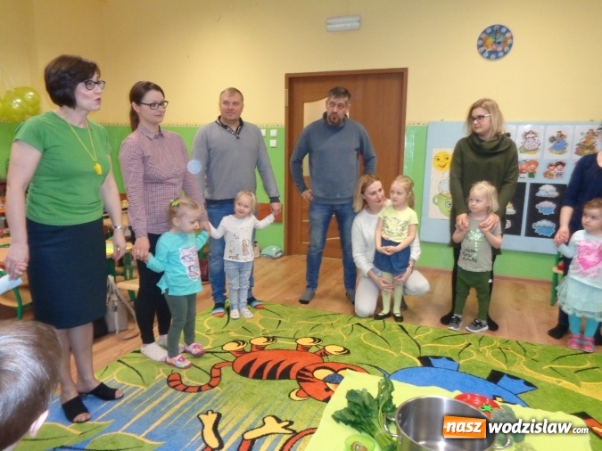 Zdjęcie w galerii na portalu naszwodzislaw.com: Stawiają na rozwijanie i umacnianie kontaktów rodziny z dziećmi wiadomości z regionu