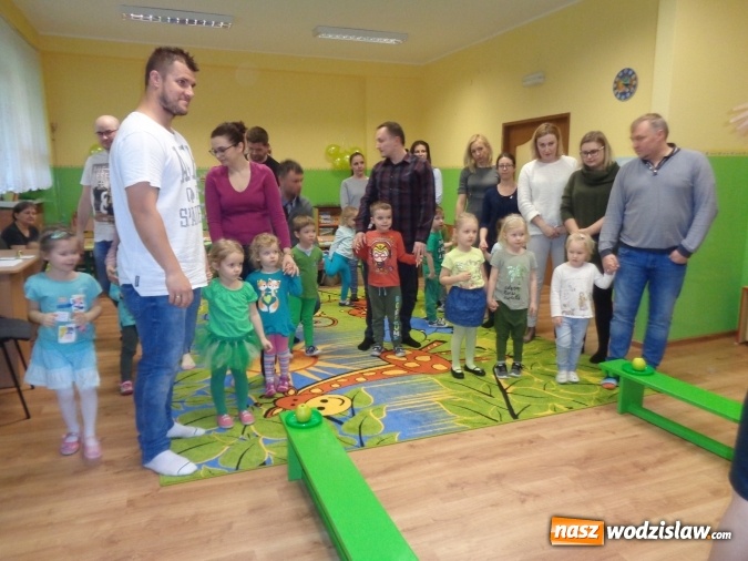 Zdjęcie w galerii na portalu naszwodzislaw.com: Stawiają na rozwijanie i umacnianie kontaktów rodziny z dziećmi wiadomości z regionu