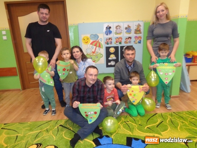 Zdjęcie w galerii na portalu naszwodzislaw.com: Stawiają na rozwijanie i umacnianie kontaktów rodziny z dziećmi wiadomości z regionu