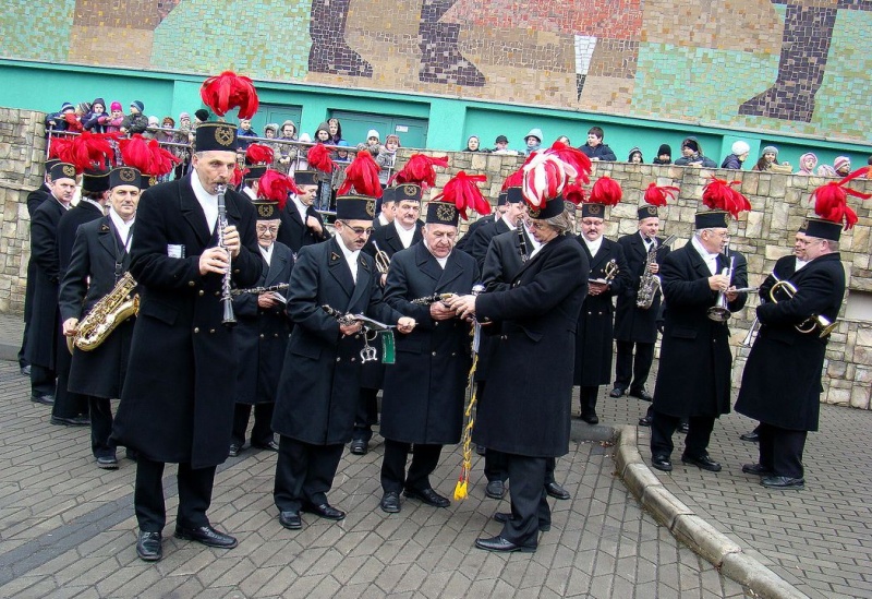 Zdjęcie w galerii na portalu naszwodzislaw.com: W Radlinie spłonął marzannowy stos wiadomości z regionu