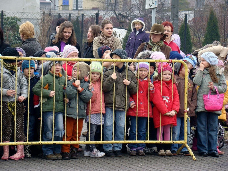 Zdjęcie w galerii na portalu naszwodzislaw.com: W Radlinie spłonął marzannowy stos wiadomości z regionu