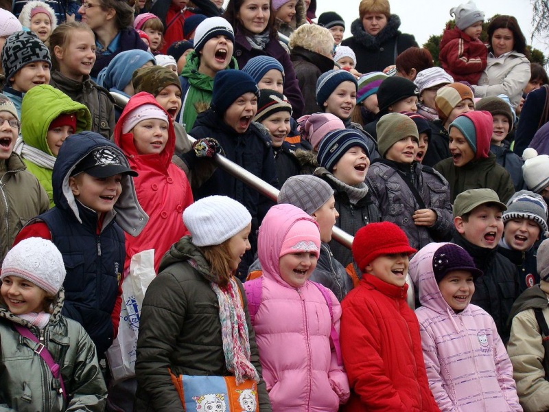 Zdjęcie w galerii na portalu naszwodzislaw.com: W Radlinie spłonął marzannowy stos wiadomości z regionu