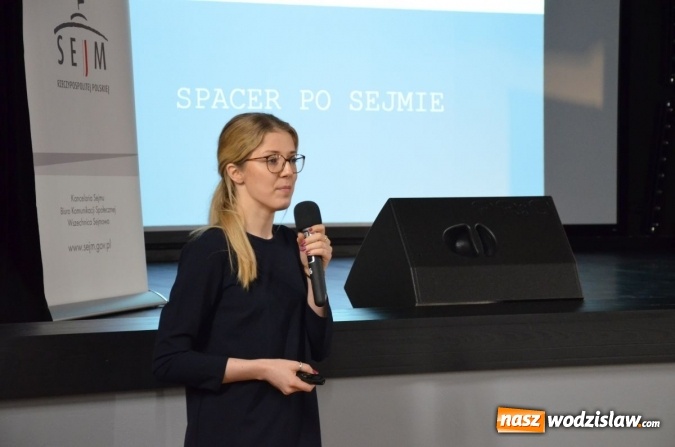 Zdjęcie w galerii na portalu naszwodzislaw.com: Uczniowie wykazali się wiedzą o Sejmie wiadomości z regionu