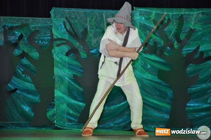 Zdjęcie w galerii na portalu naszwodzislaw.com: Radlin: Spalili Marzannę. Wiosna powitana  wiadomości z regionu