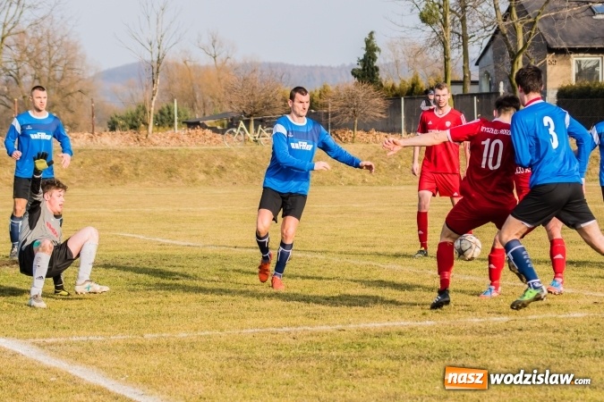 Zdjęcie w galerii na portalu naszwodzislaw.com: Klasa okręgowa: Przyszłość Rogów z kompletem punktów w Raciborzu wiadomości z regionu