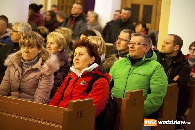 Zdjęcie w galerii na portalu naszwodzislaw.com: Z Rogowa wyruszyła Ekstremalna Droga Krzyżowa. Idą do Pszowa  wiadomości z regionu